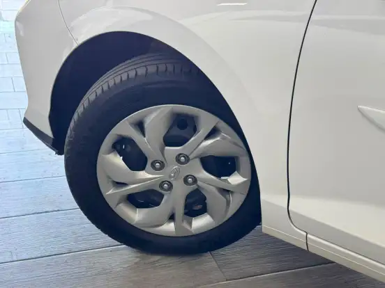 HYUNDAI-HB20-2025