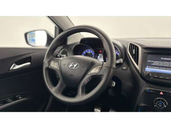 HYUNDAI-HB20X-1.6 16V STYLE FLEX 4P MANUAL HYUNDAI-HB20X-2018