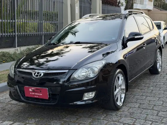 HYUNDAI I30 2.0 MPFI GLS 16V GASOLINA 4P AUTOMÁTICO HYUNDAI I30 2.0 MPFI GLS 16V GASOLINA 4P AUTOMÁTICO