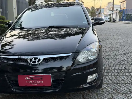 HYUNDAI-I30-2.0 MPFI GLS 16V GASOLINA 4P AUTOMÁTICO HYUNDAI-I30-2011