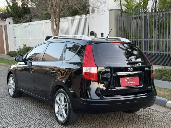 HYUNDAI-I30-2011