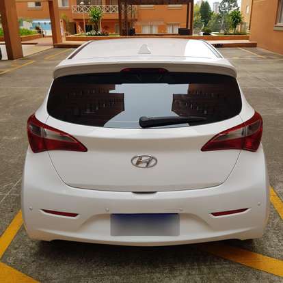 HYUNDAI-HB20-1.6 PREMIUM 16V FLEX 4P AUTOMÁTICO HYUNDAI-HB20-2013