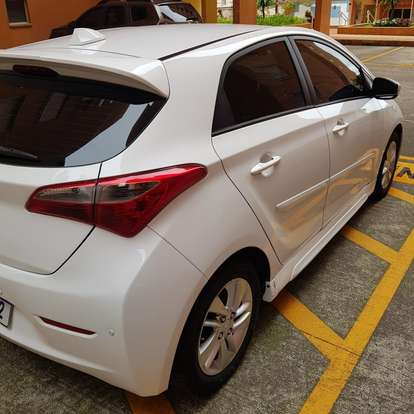 HYUNDAI-HB20-1.6 PREMIUM 16V FLEX 4P AUTOMÁTICO HYUNDAI-HB20-2013