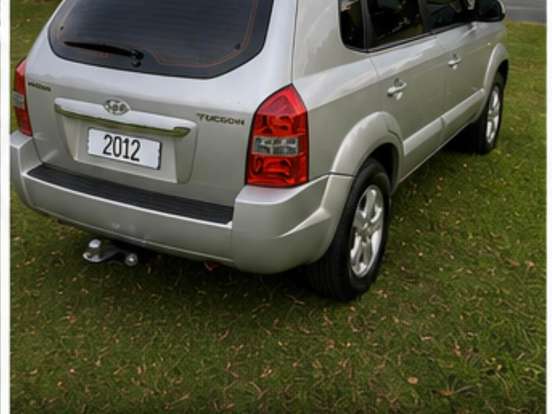 HYUNDAI-TUCSON-2.0 MPFI GLS 16V 143CV 2WD GASOLINA 4P AUTOMÁTICO HYUNDAI-TUCSON-2011
