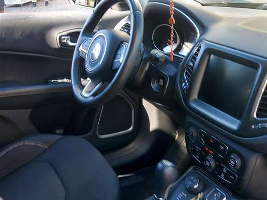 JEEP-COMPASS-2.0 16V DIESEL LONGITUDE 4X4 AUTOMÁTICO JEEP-COMPASS-2016