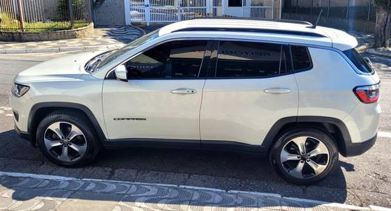 JEEP COMPASS 2.0 16V FLEX LONGITUDE AUTOMÁTICO