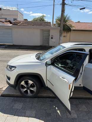 JEEP-COMPASS-2.0 16V FLEX LONGITUDE AUTOMÁTICO JEEP-COMPASS-2017