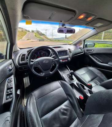 KIA-CERATO-1.6 SX 16V FLEX 4P AUTOMÁTICO KIA-CERATO-2013