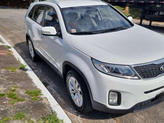 KIA-SORENTO-2.4 16V GASOLINA EX AUTOMÁTICO KIA-SORENTO-2014