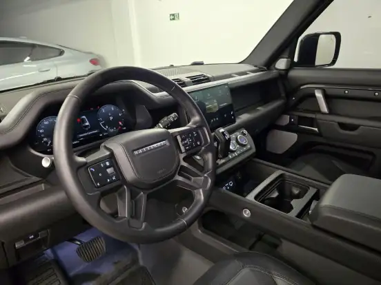 LAND ROVER-DEFENDER-2023