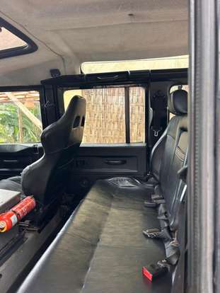 LAND ROVER-DEFENDER-2001