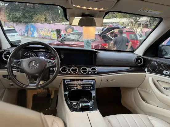 MERCEDES-BENZ-E 250-2017