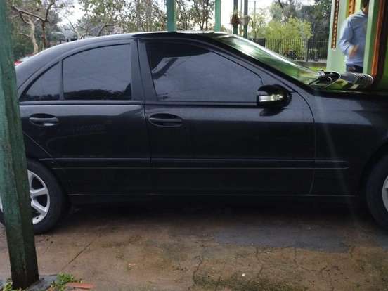 MERCEDES-BENZ-C 180 K-1.8 CLASSIC KOMPRESSOR 16V 143 CV GASOLINA 4P AUTOMÁTICO MERCEDES-BENZ-C 180 K-2005