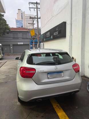 MERCEDES-BENZ-CLASSE A-1.6 200 TURBO URBAN GASOLINA 4P AUTOMATIZADO MERCEDES-BENZ-CLASSE A-2014