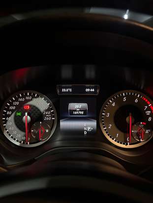 MERCEDES-BENZ-CLASSE A-1.6 200 TURBO URBAN GASOLINA 4P AUTOMATIZADO MERCEDES-BENZ-CLASSE A-2014