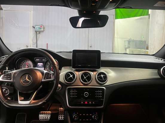 MERCEDES-BENZ-GLA 250-2.0 16V TURBO GASOLINA SPORT 4P AUTOMÁTICO MERCEDES-BENZ-GLA 250-2016