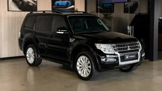 MITSUBISHI-PAJERO-2018