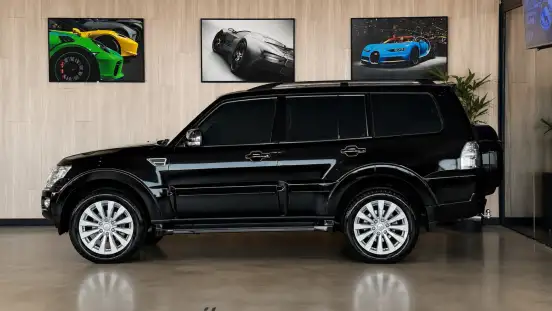 MITSUBISHI-PAJERO-2018