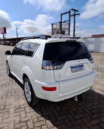 MITSUBISHI-OUTLANDER-3.0 GT4 4X4 V6 24V GASOLINA 4P AUTOMÁTICO MITSUBISHI-OUTLANDER-2013