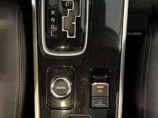 MITSUBISHI-OUTLANDER-3.0 GT 4X4 V6 24V GASOLINA 4P AUTOMÁTICO MITSUBISHI-OUTLANDER-2017