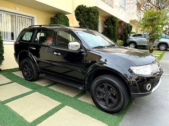 MITSUBISHI PAJERO DAKAR 3.5 HPE 7 LUGARES 4X4 V6 24V FLEX 4P AUTOMÁTICO