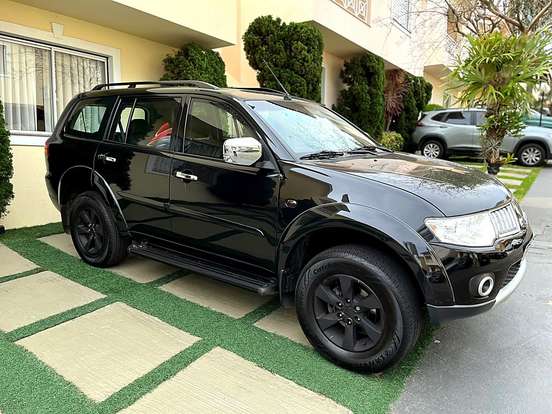MITSUBISHI-PAJERO DAKAR-2012