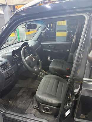 MITSUBISHI-PAJERO TR4-2013