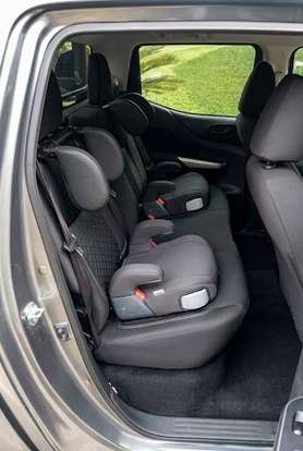 NISSAN-FRONTIER-2023