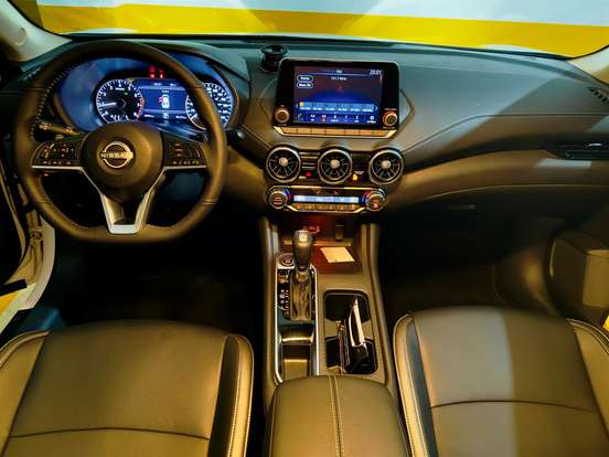 NISSAN-SENTRA-2025