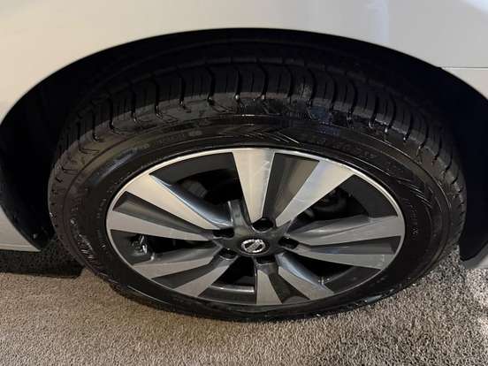 NISSAN-SENTRA-2.0 SV 16V FLEXSTART 4P AUTOMÁTICO NISSAN-SENTRA-2017