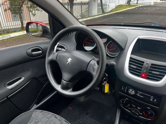 PEUGEOT-207-2010