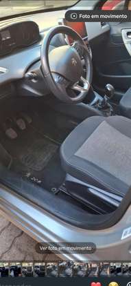 PEUGEOT-208-2017