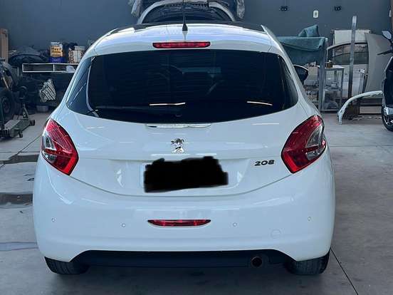 PEUGEOT-208-1.5 ALLURE 8V FLEX 4P MANUAL PEUGEOT-208-2015