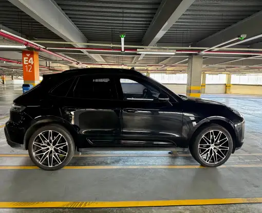PORSCHE-MACAN-2024