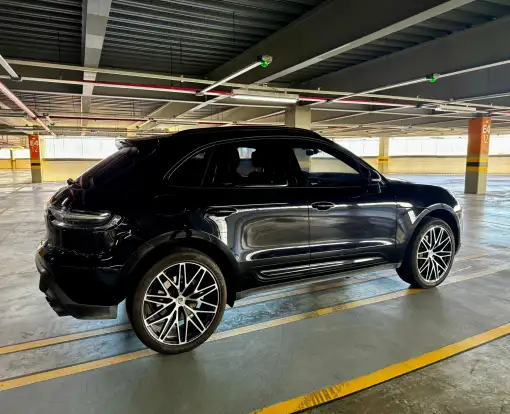 PORSCHE-MACAN-2024