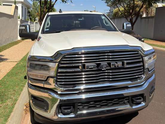 RAM-2500-6.7 I6 TURBO DIESEL LARAMIE CD 4X4 AUTOMÁTICO RAM-2500-2023