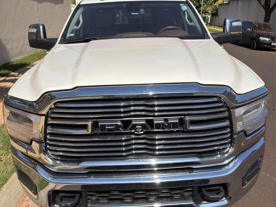 RAM-2500-6.7 I6 TURBO DIESEL LARAMIE CD 4X4 AUTOMÁTICO RAM-2500-2023