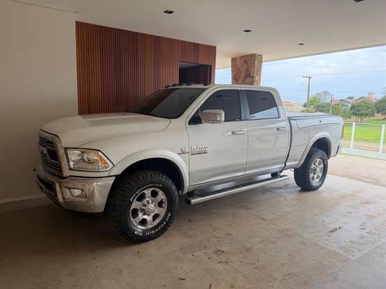 RAM-2500-6.7 LARAMIE 4X4 CD I6 TURBO DIESEL 4P AUTOMÁTICO RAM-2500-2016