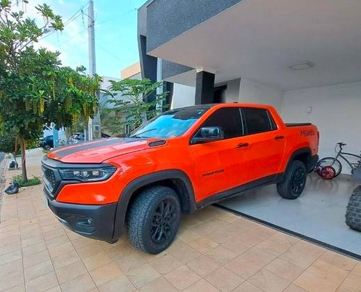 RAM RAMPAGE 2.0 HURRICANE 4 TURBO GASOLINA REBEL 4X4 AUTOMÁTICO