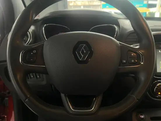 RENAULT-CAPTUR-2020