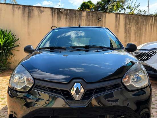 RENAULT-CLIO-1.0 EXPRESSION 16V FLEX 4P MANUAL RENAULT-CLIO-2014