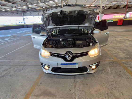 RENAULT FLUENCE 2.0 DYNAMIQUE PLUS 16V FLEX 4P AUTOMÁTICO