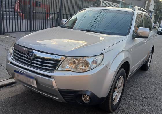 SUBARU FORESTER 2.0 LX 4X4 16V GASOLINA 4P AUTOMÁTICO