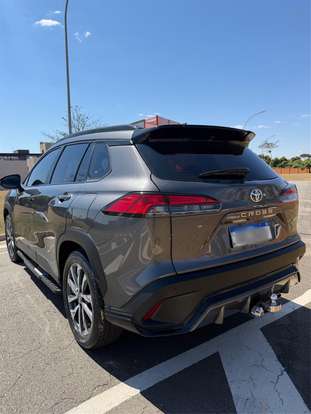TOYOTA-COROLLA CROSS-2023