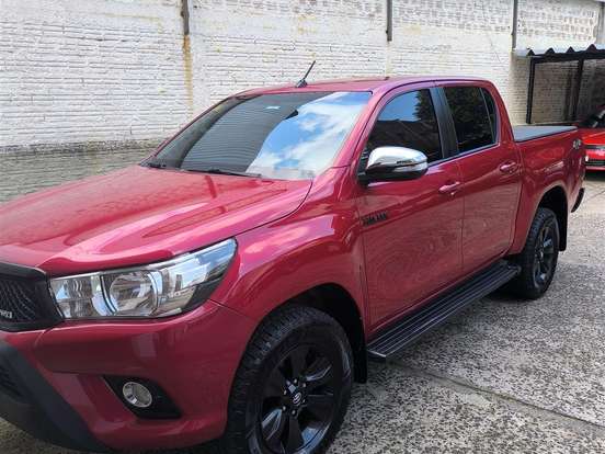 TOYOTA-HILUX-2.8 SR 4X4 CD 16V DIESEL 4P AUTOMÁTICO TOYOTA-HILUX-2016