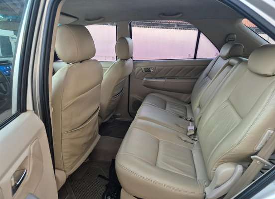 TOYOTA-HILUX SW4-2008