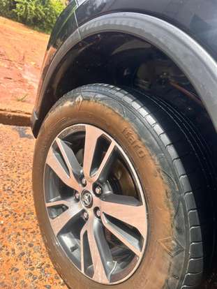 TOYOTA-RAV4-2018