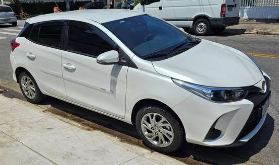 TOYOTA-YARIS-1.5 16V FLEX XS MULTIDRIVE TOYOTA-YARIS-2024