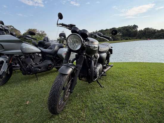 TRIUMPH-BONNEVILLE T100 BLACK 900 TRIUMPH-BONNEVILLE T100 BLACK 900-2021