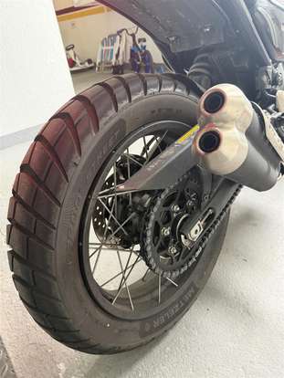 TRIUMPH-SCRAMBLER 400 XC-2025